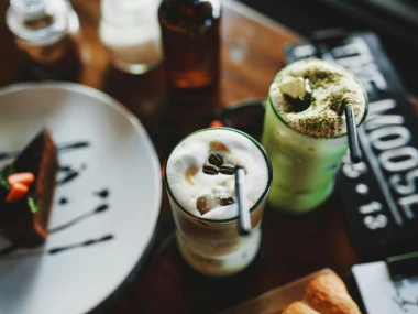 Kopi dan matcha