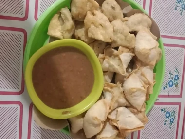 Batagor.