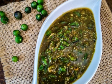 Sambal leunca.